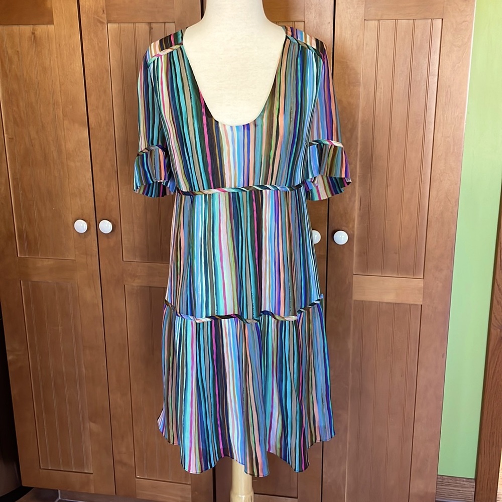 Marie Oliver Vanessa short sleeve dress in summer stripe.  Medium NWT